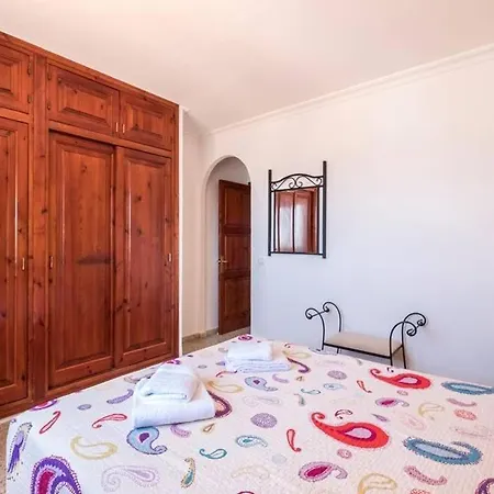 Villa Casa Amarillo - Beautiful Mediterranean Style - Amazing Terrace And Pool Near Son Bou